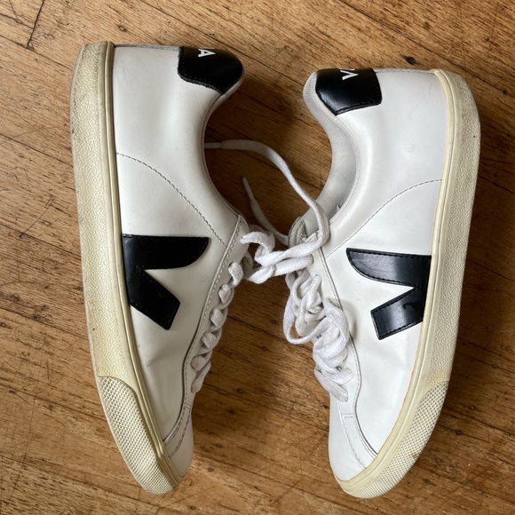 Veja White and Black Casual Sneakers - Picture 6 of 9